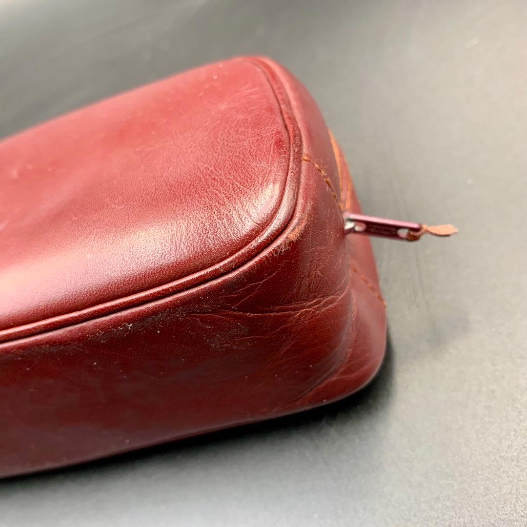 Cartier les must de Cartier ポーチ