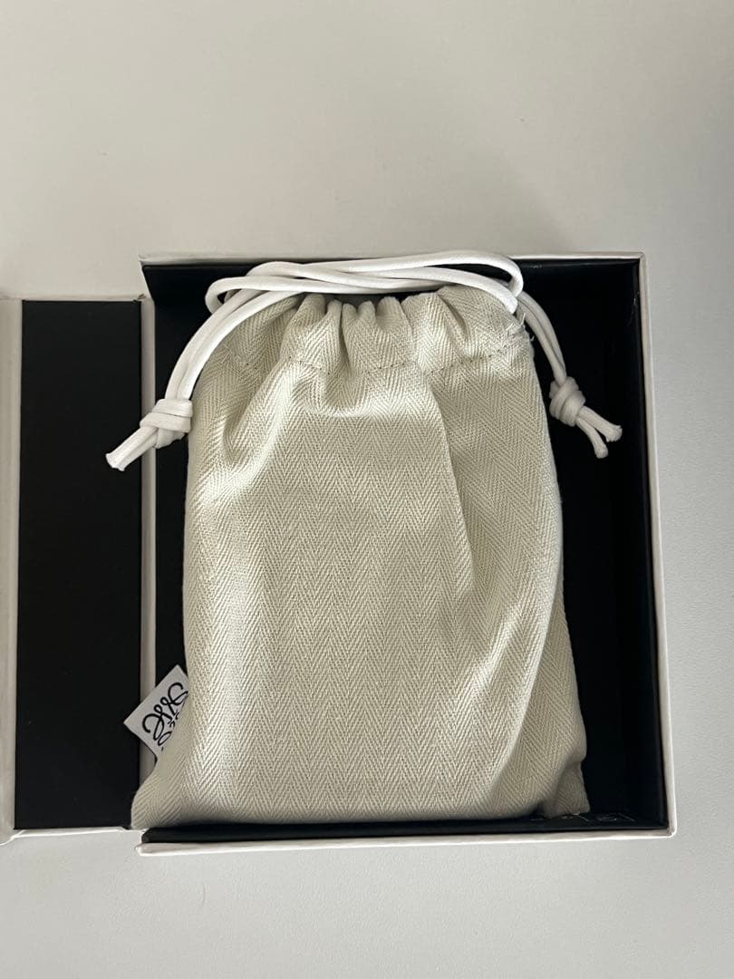 ロエベ アナグラム キーケース