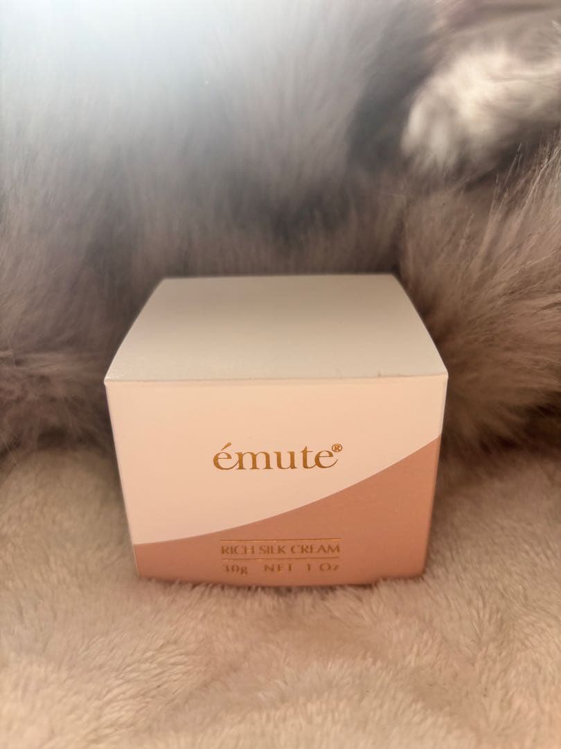 エミューテリッチプラセラム　エミューテリッチシルククリーム　2点セット