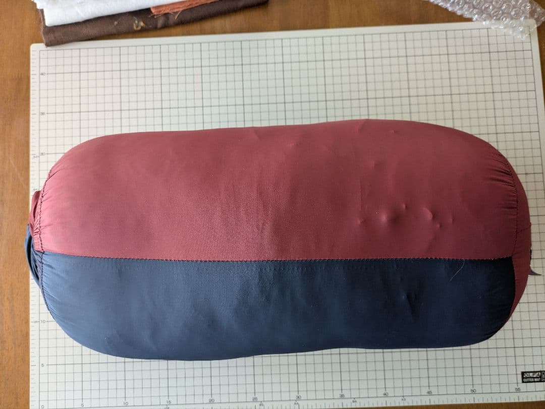 （はなからぎゅうにゅうさん）モンベル シェラフ mont-bell Burrow