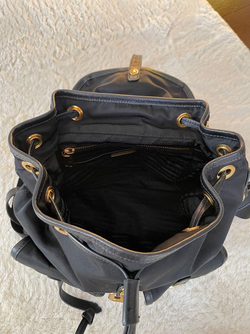 PRADA プラダ　ナイロン　リュック　バックパック ゴールド　正規品