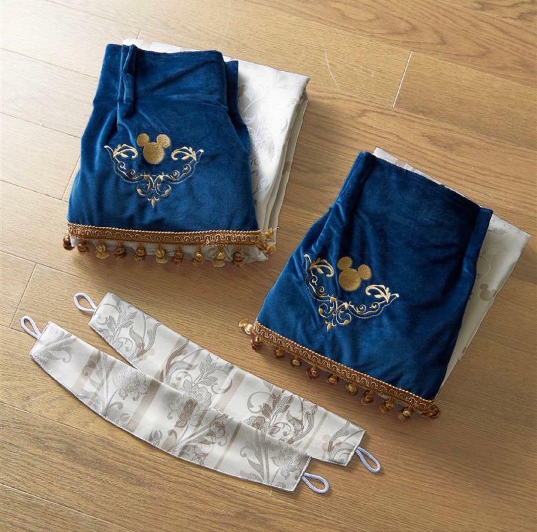 【新品未使用】ディズニーミッキーモチーフ 2級遮光カーテン＆レースカーテンセット