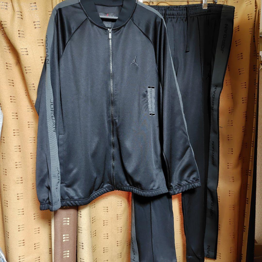 【値下げ＆ばら売り不可】新品タグ付き　ジョーダン　セットアップ黒　2XLサイズ④