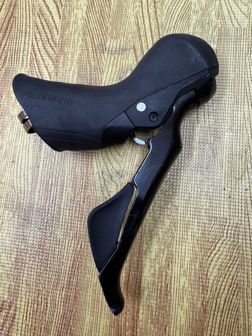 シマノ STIレバー ST-R7020 油圧ブレーキ BR-R7070