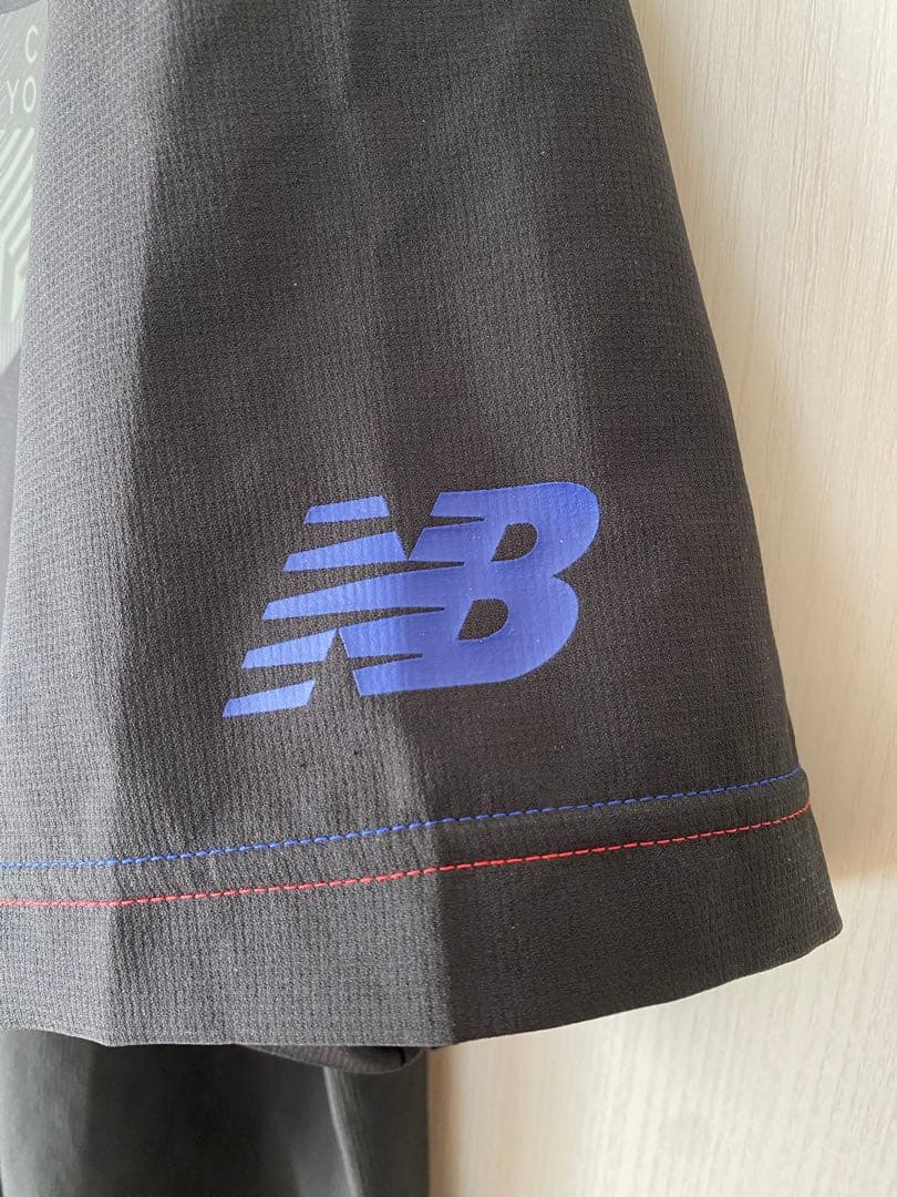 2025 FC東京×ニューバランス　ブラックアウトショートスリーブTシャツ　ＸＬ