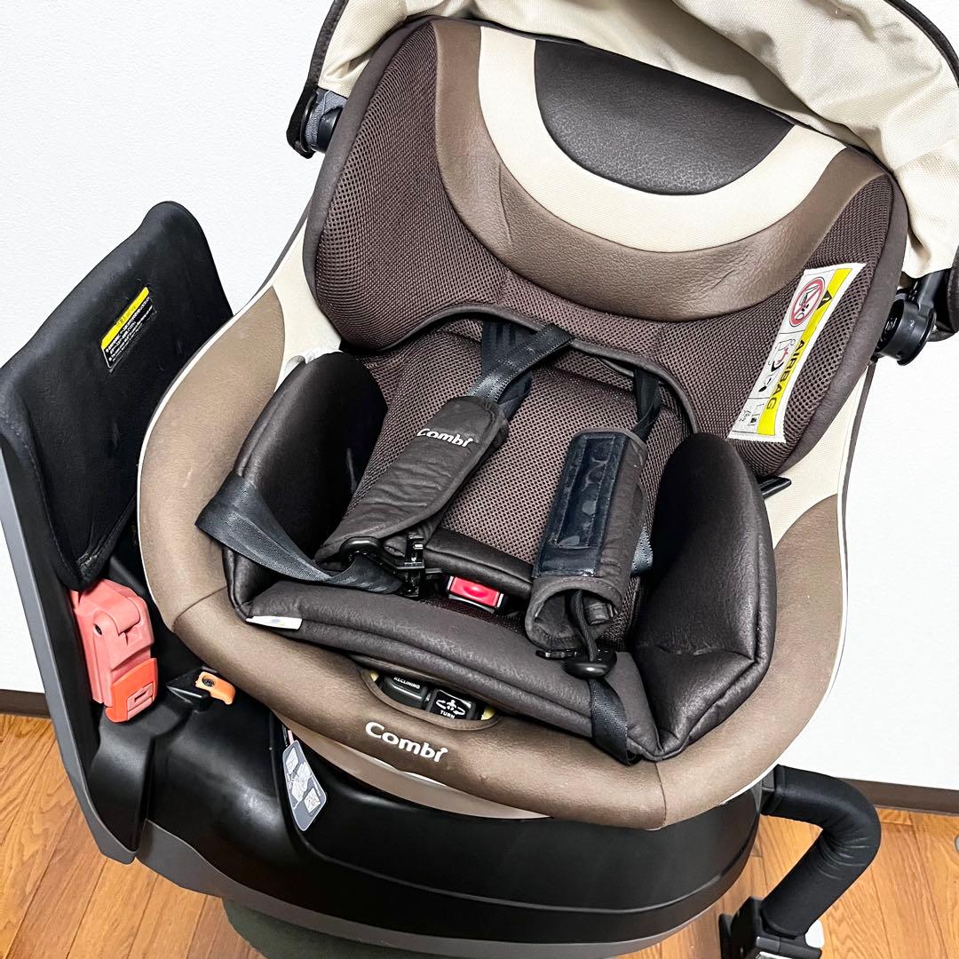 極美品】コンビ チャイルドシート ネルームエッグショック NC-470 Combi