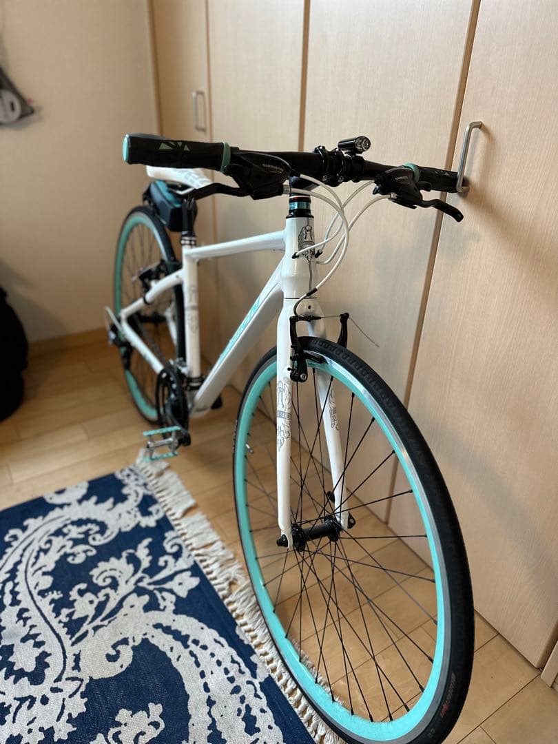 美品 BIANCHI クロスバイク ROMA4 ホワイト 43 ビアンキ ローマ - メルカリ