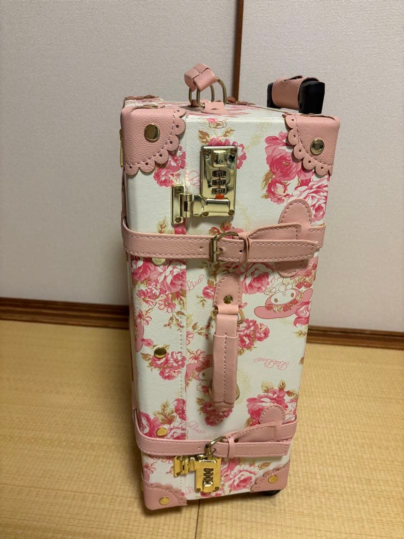 【美品】LIZLISA限定 マイメロディコラボ オリジナル キャリーケース