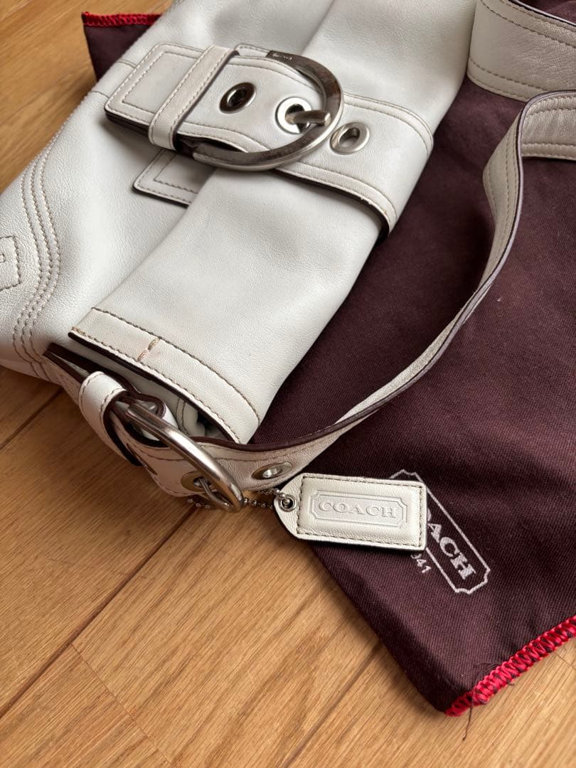 COACH コーチ ホワイトレザー バッグ 保存袋付き