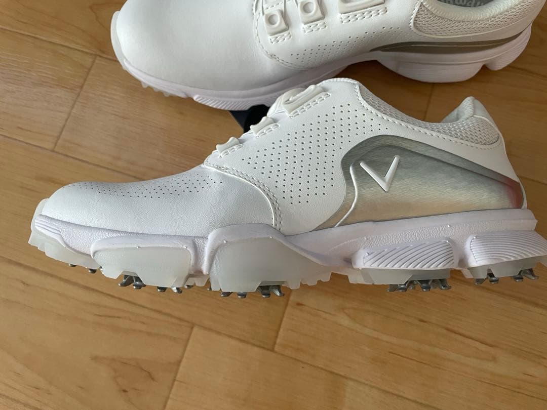 新品未使用　キャロウェイ　レディース　シューズ　BOA 23 ホワイトシルバー