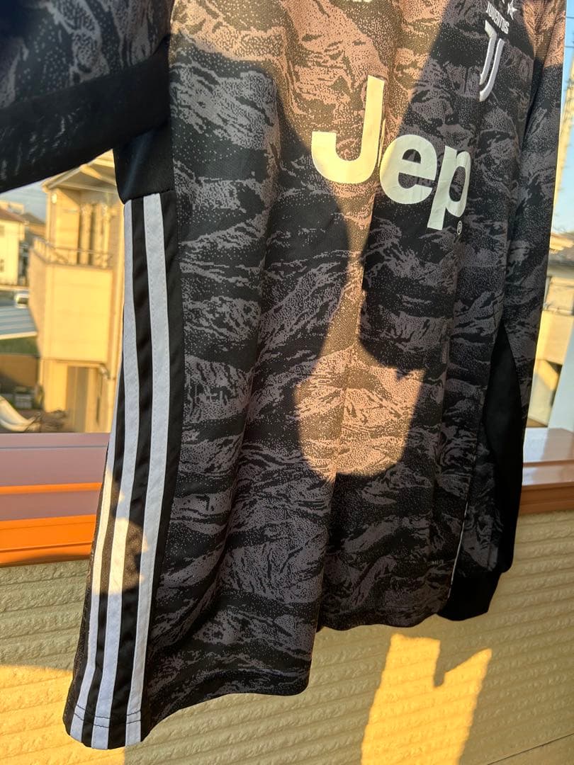 ユベントス　サッカー　長袖ユニフォーム