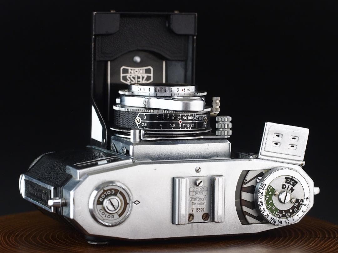 ZEISS IKON CONTESSA 35 TESSAR 2.8/45 RF機