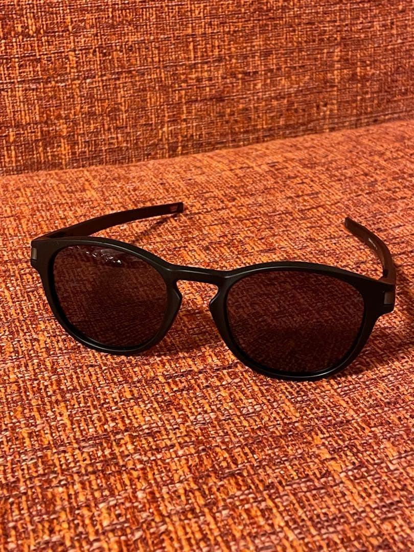 ⭐︎オークリー　ラッチ　マットブラック　アジアンフィット⭐︎