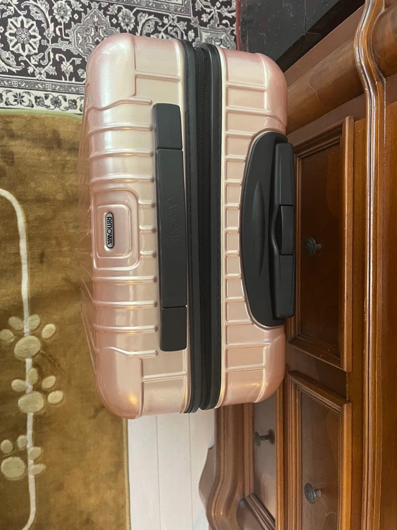 リモア　4輪　TSA キャリーケース