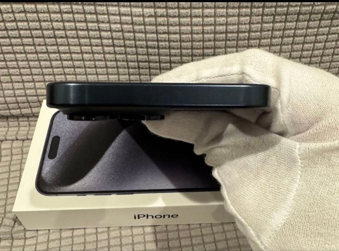 iPhone15ProMax256GB SIMフリー