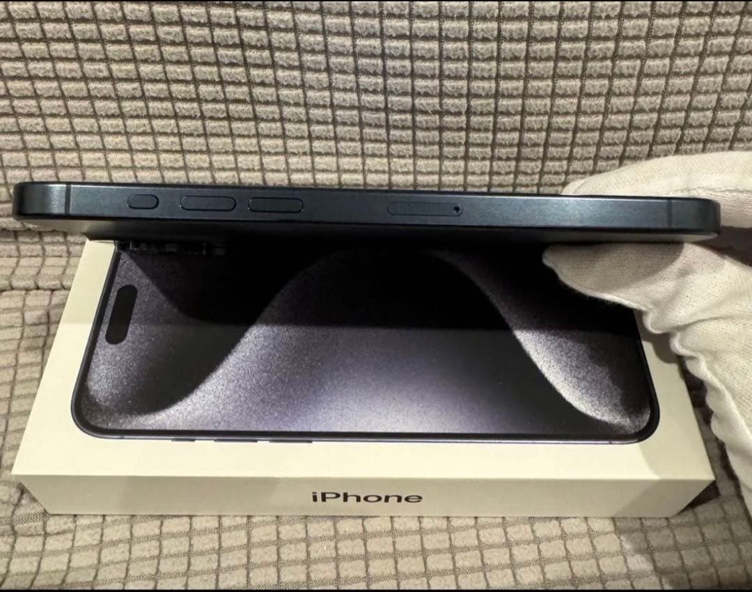 iPhone15ProMax256GB SIMフリー