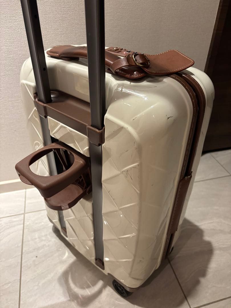 STRATIC スーツケース レザー&モア ミルク