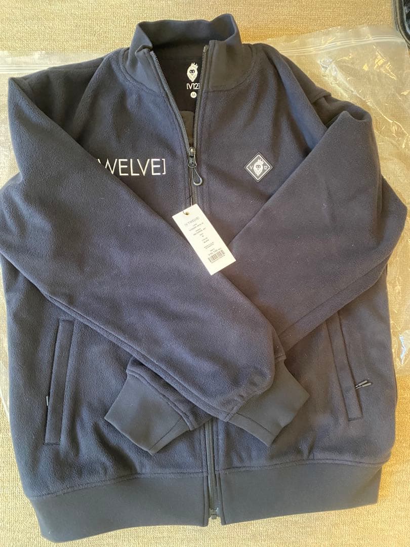 [V TWELVE] TEC FLEECE JKT M ブラック