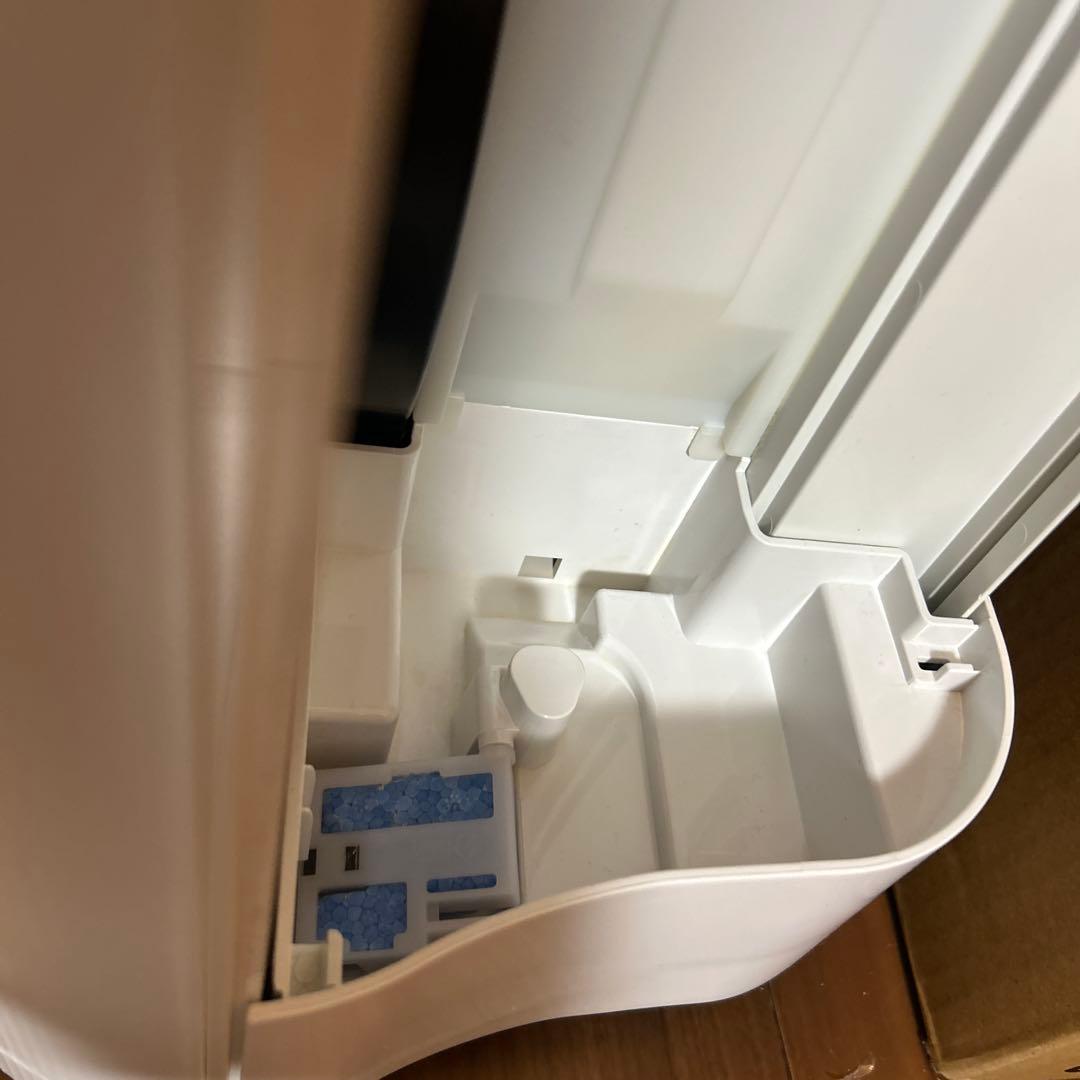 【美品】シャープ 加湿空気清浄機 KC-J50-W ホワイト SHARP