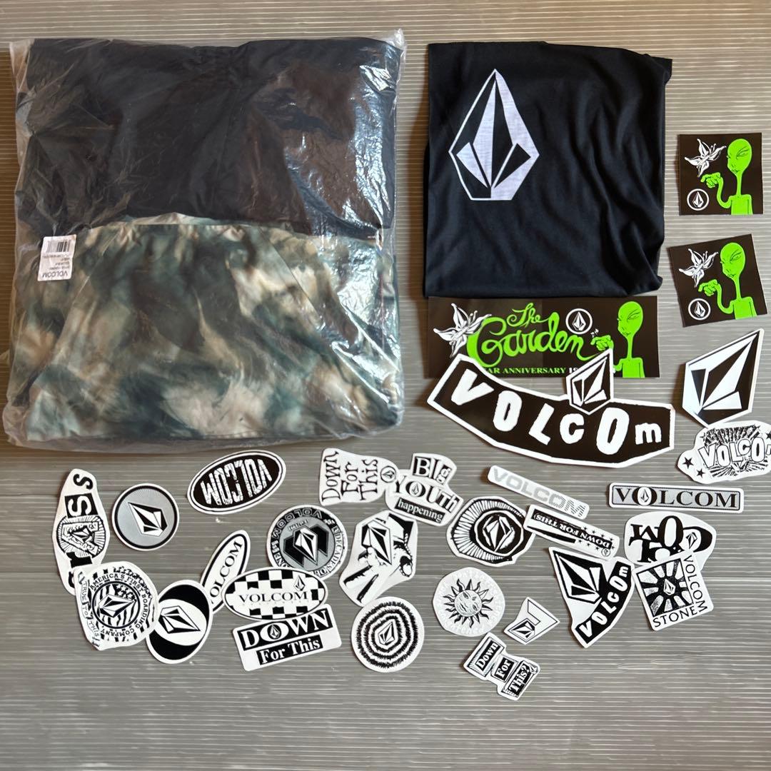 【新品未使用】VOLCOM キッズ ウェア スノボ ボルコム スノーボード