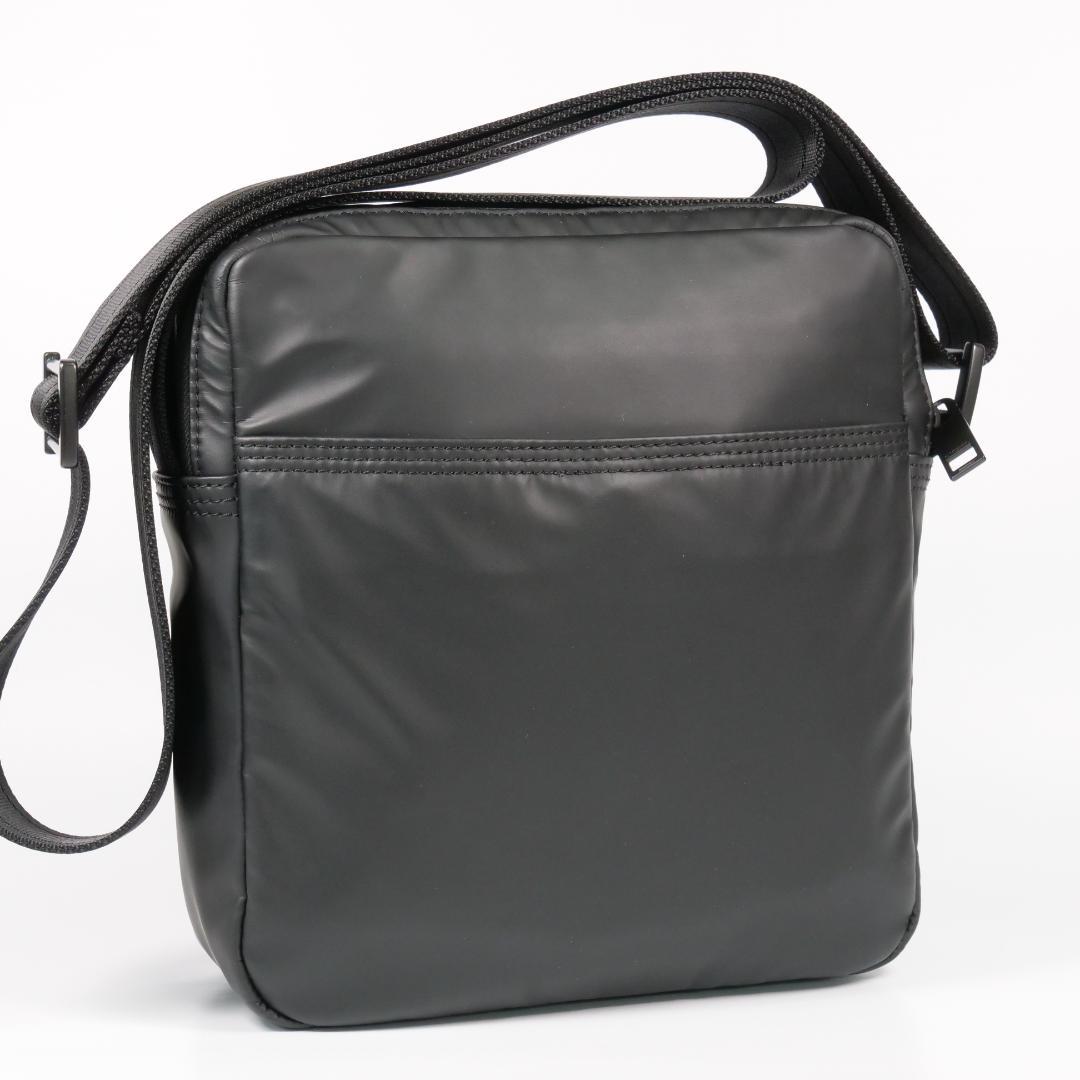 極美品✨ DIESEL ショルダーバッグ クロスボディバッグ ブラック