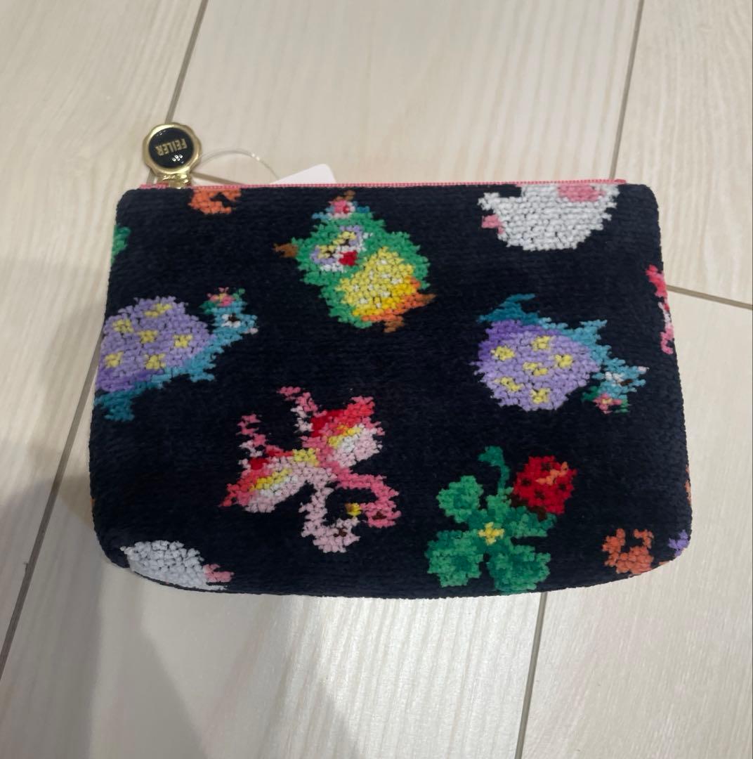 神崎恵 フェイラー ファンキーフォーチュン ポーチ ネイビー - メルカリ