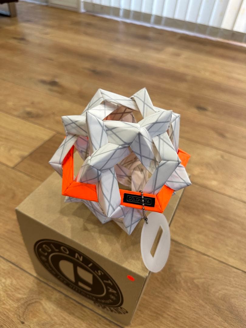 OMAN10 White x Orange コロニスタ