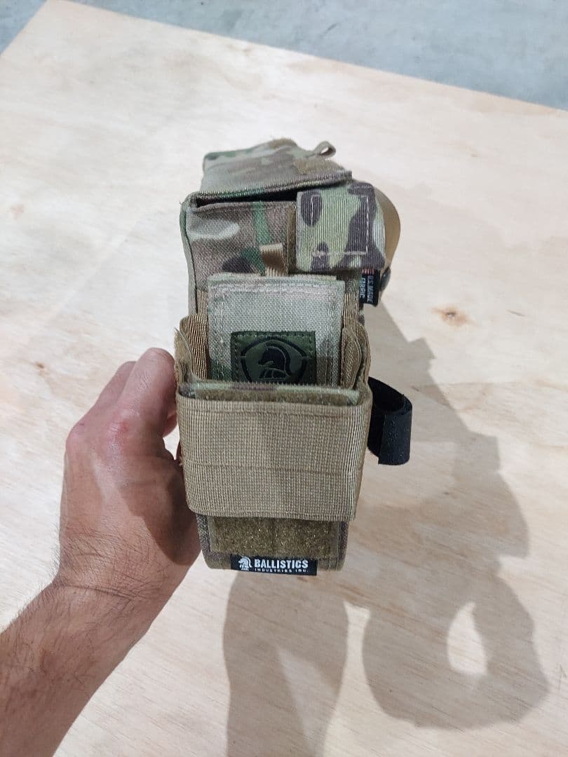 BALLISTICS カーミットサイドボックス ドリンクホルダー マルチカム