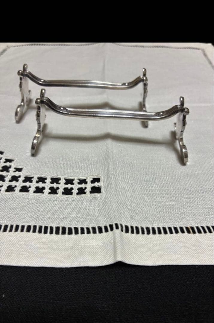 クリストフル　希少　コキーユのナイフレスト　アンティターニッシュの収納袋付き