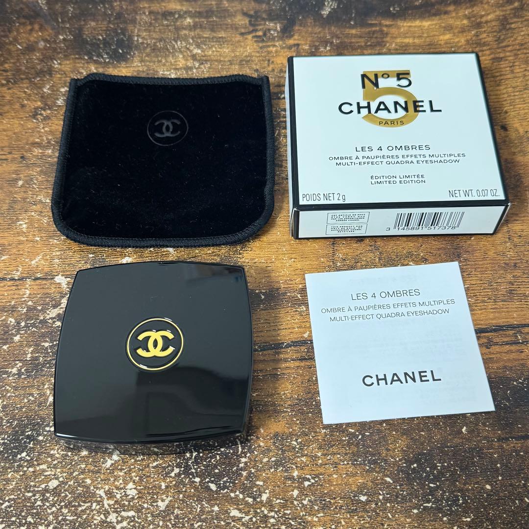 未使用　CHANEL　シャネルレキャトルオンブル　No5 No.5 アイシャドウ