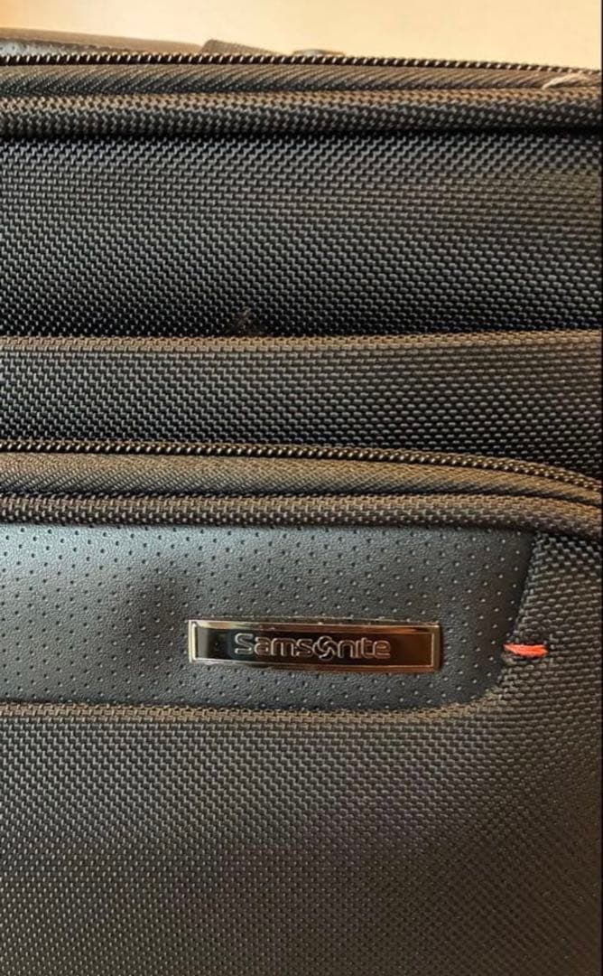3回のみ使用　サムソナイト キャリー　モバイルオフィス ビジネス 機内持ち込み
