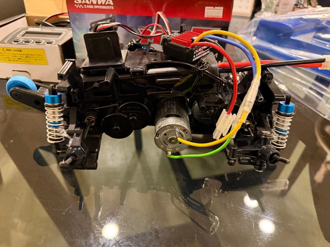 Comical Avante 1/10スケール ラジコンカー