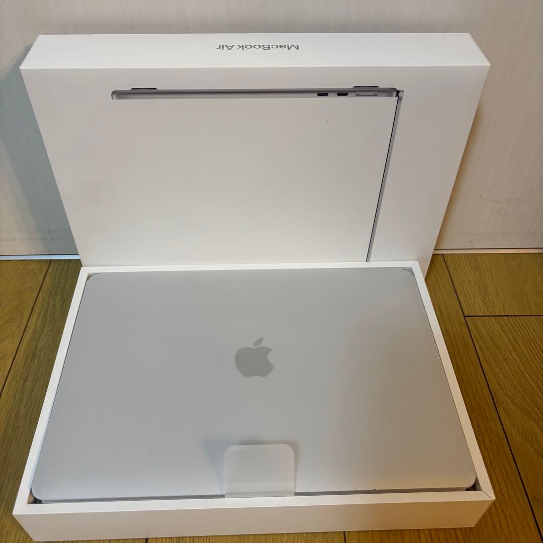 Macbook Pro シルバー　13インチ