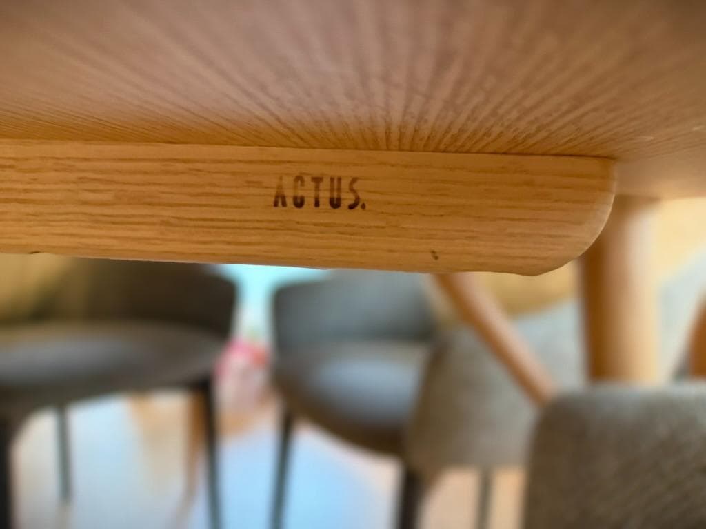 緊急値下げACTUSダイニングテーブル KULAUM オーク無垢材 幅160cm