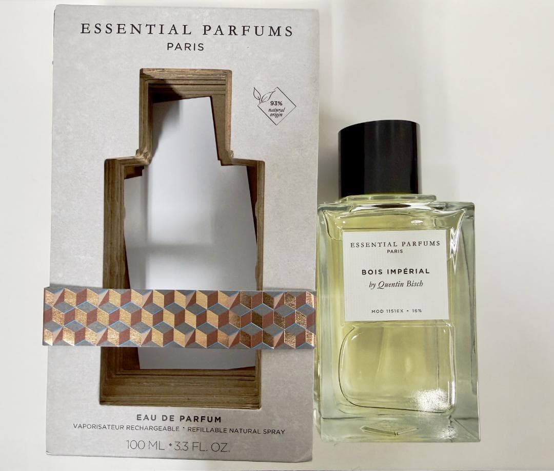 Mr. Free 　ESSENTIAL PARFUMS BOIS