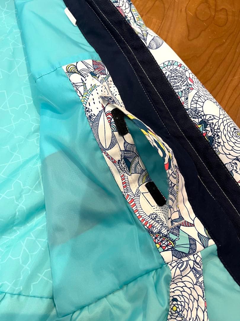 ROXY スノーボードウェアセット 女性用　美品　パンツは無料で付けます！