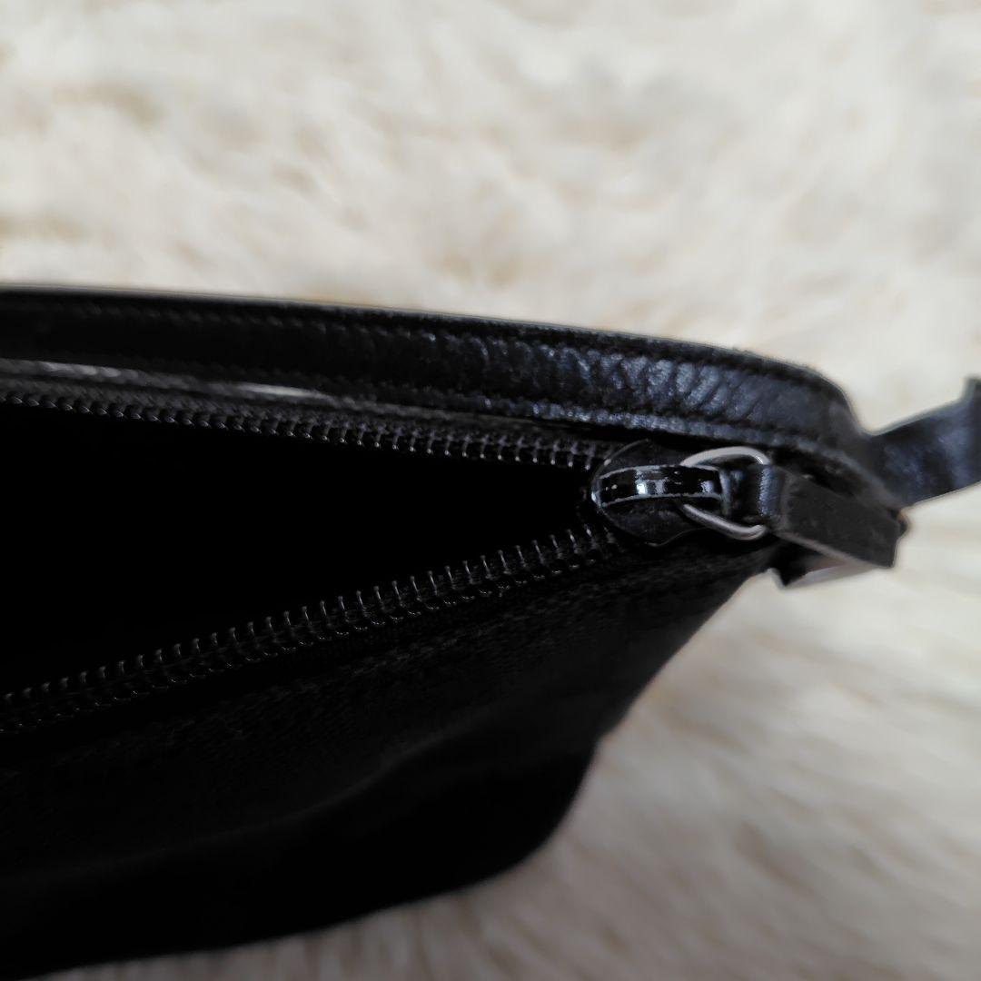 【GUCCI 】GGパターン アクセサリーポーチ ブラック キャンバス地