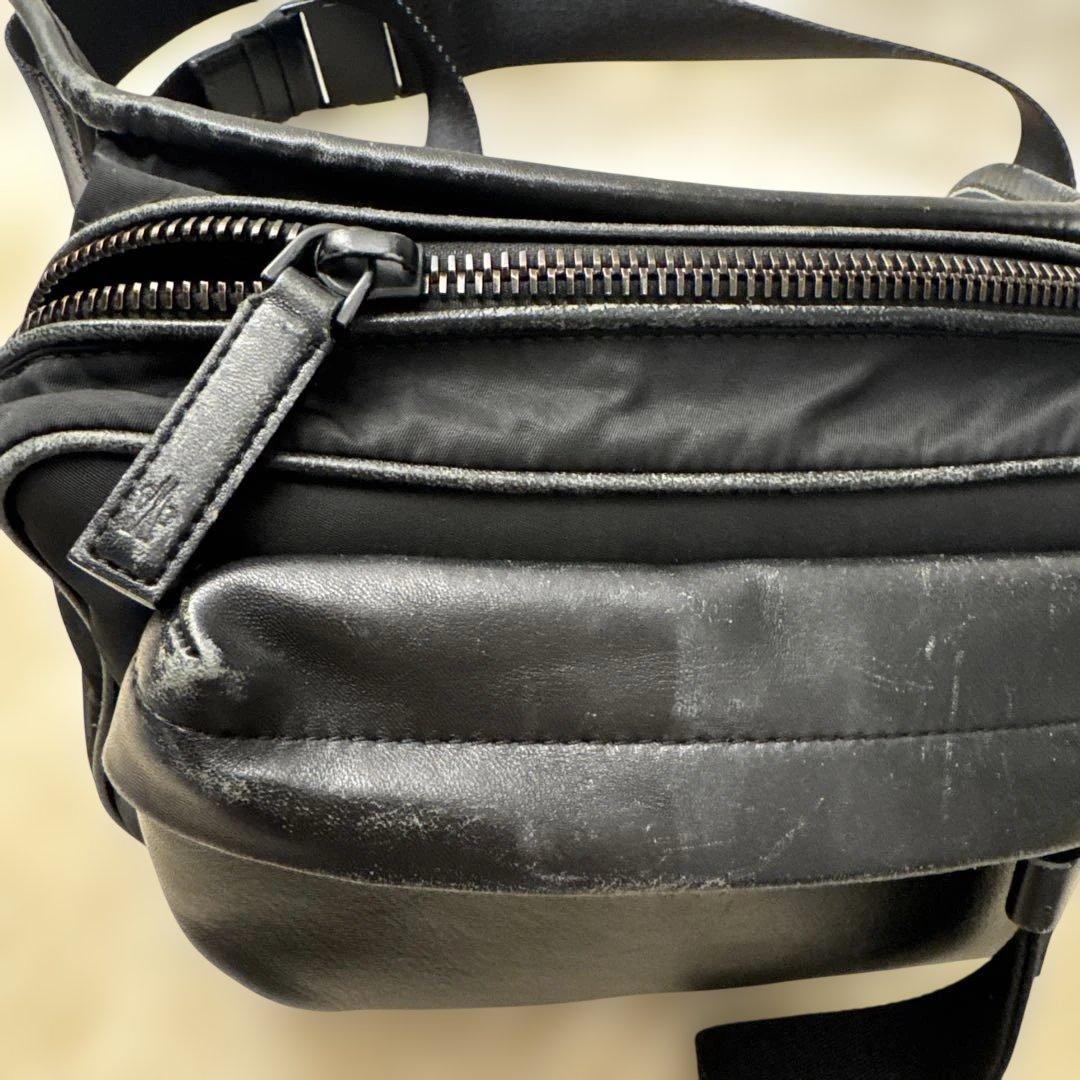 モンクレール　ウエストポーチ　バック