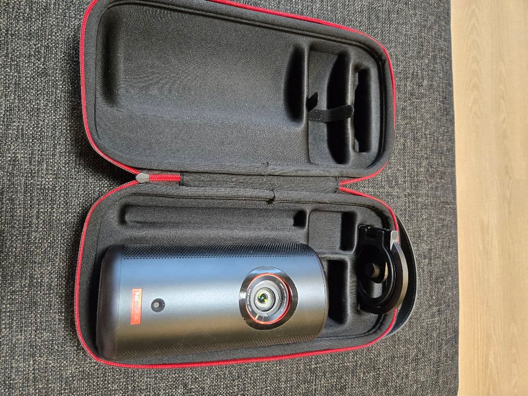 nebula capsule 3 laser キャリングケース付き