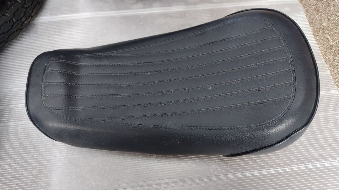 4ミニ　モンキー　ダックス　シャリー　タイヤ　ホイール　シート