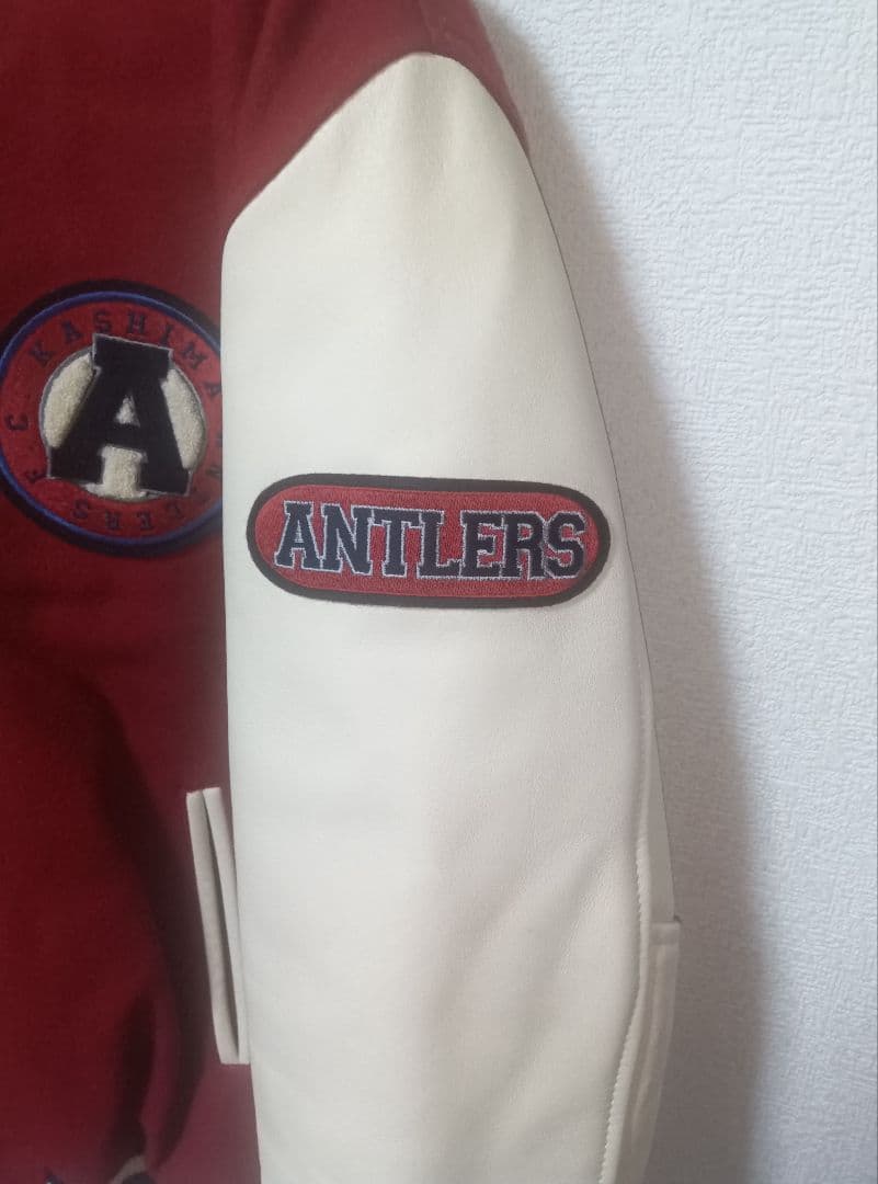 鹿島アントラーズ スタジャン 赤白 美品