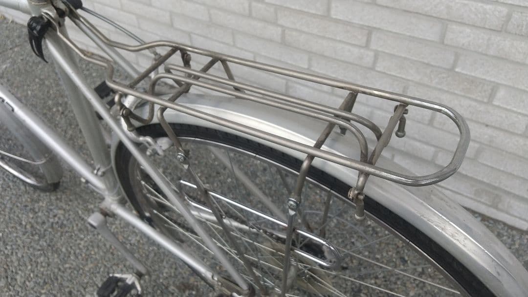 片倉シルク SILK ROAD スポルティーフ シルバー