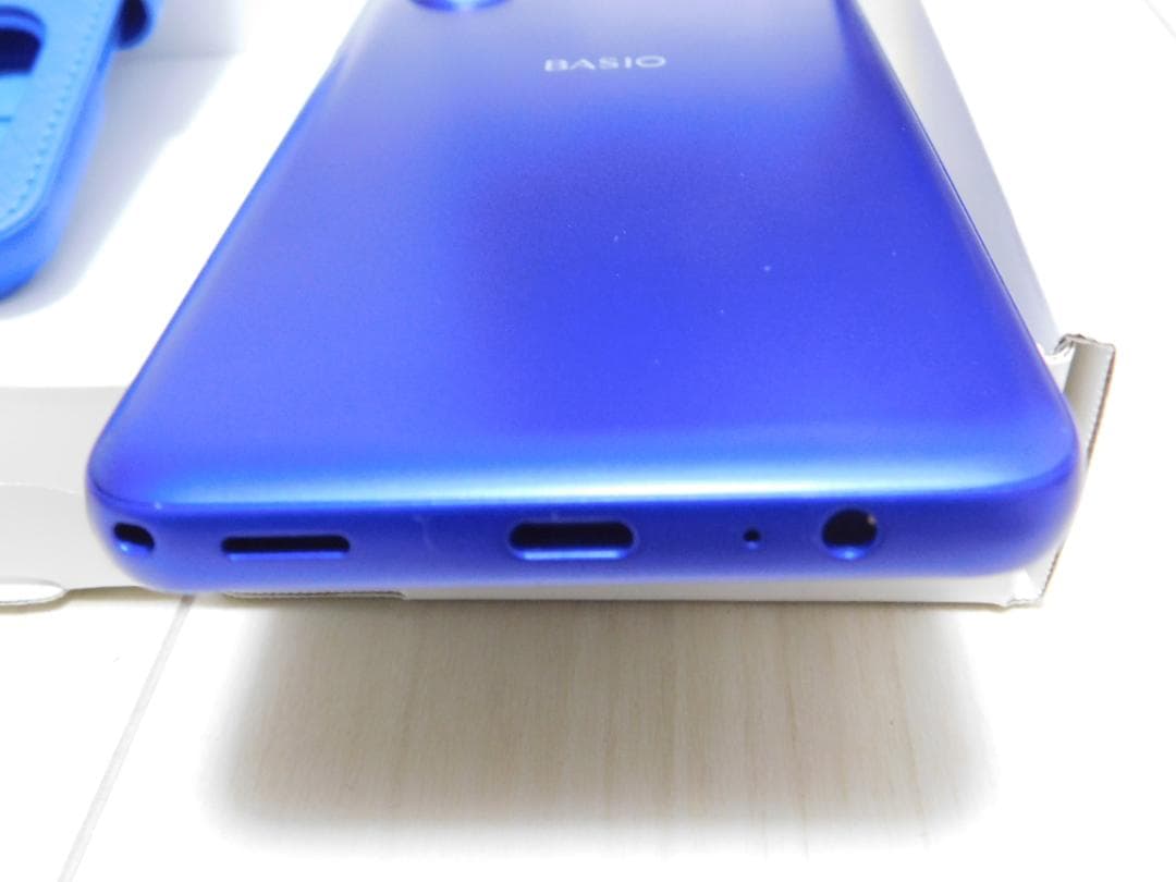 BASIO active3 青 本体 Android 新品に近い SIMフリー 最