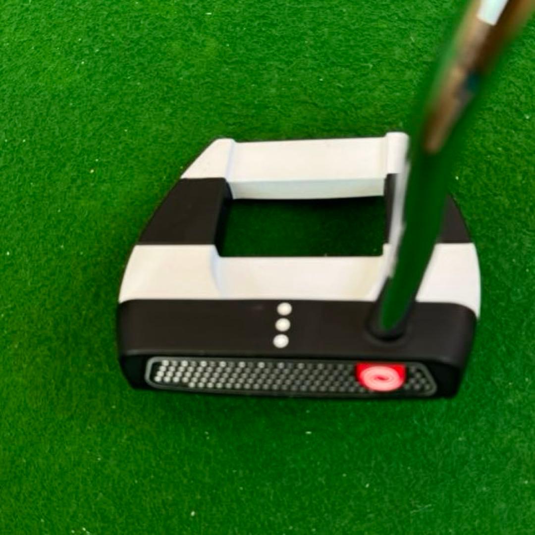 直進性抜群 ！オデッセイジェイルバード380 中尺パター