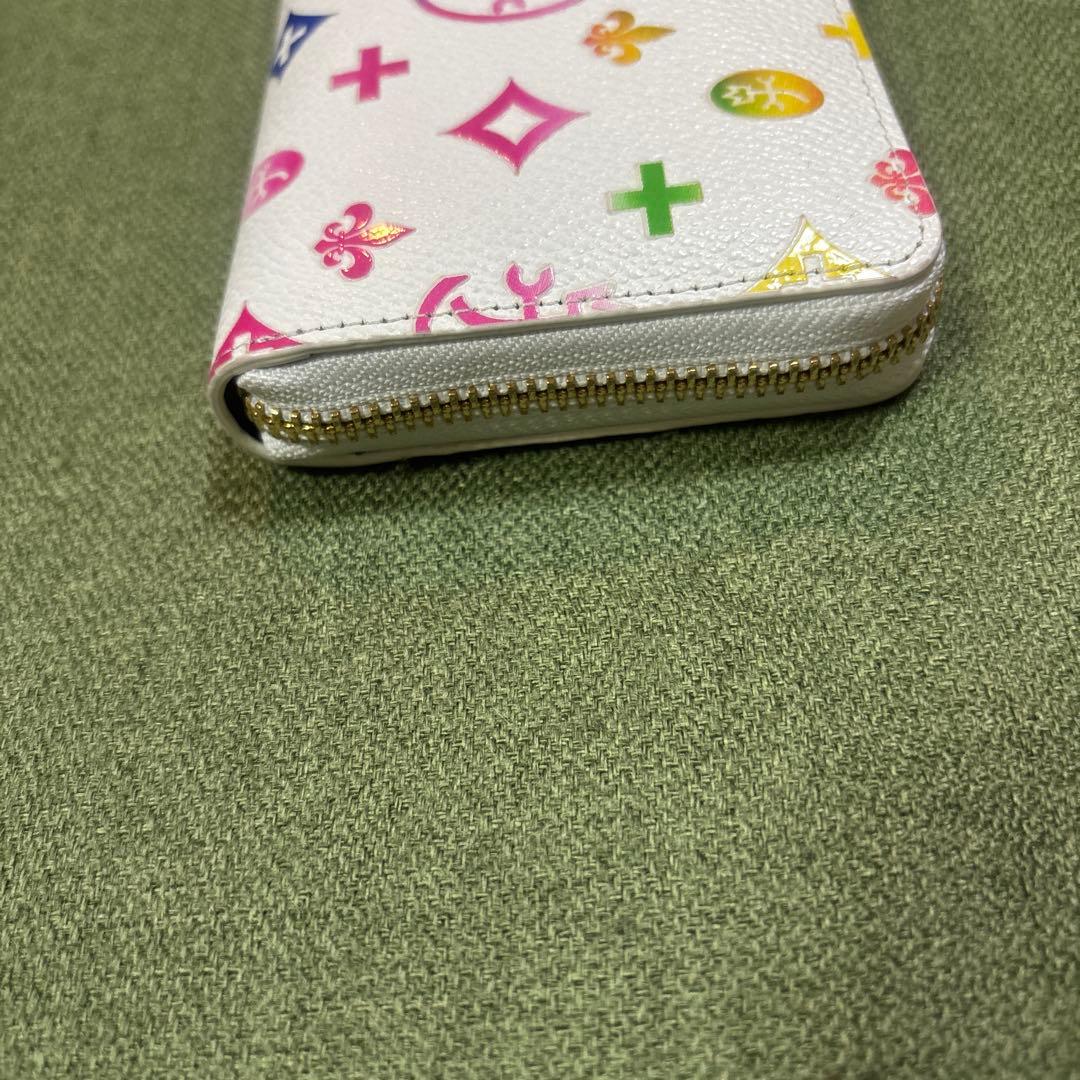 美品カステルバジャックマルチカラー ロゴ レザー長財布