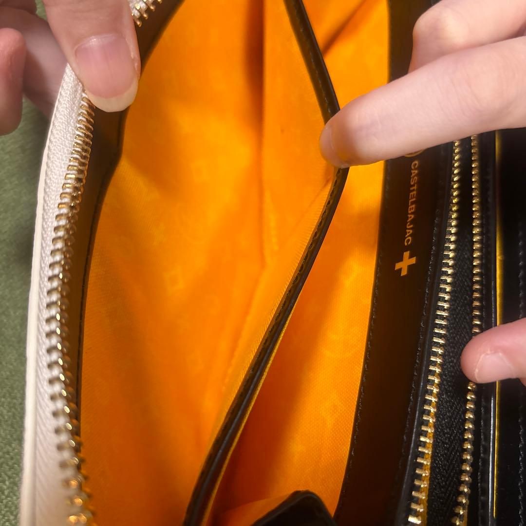 美品カステルバジャックマルチカラー ロゴ レザー長財布