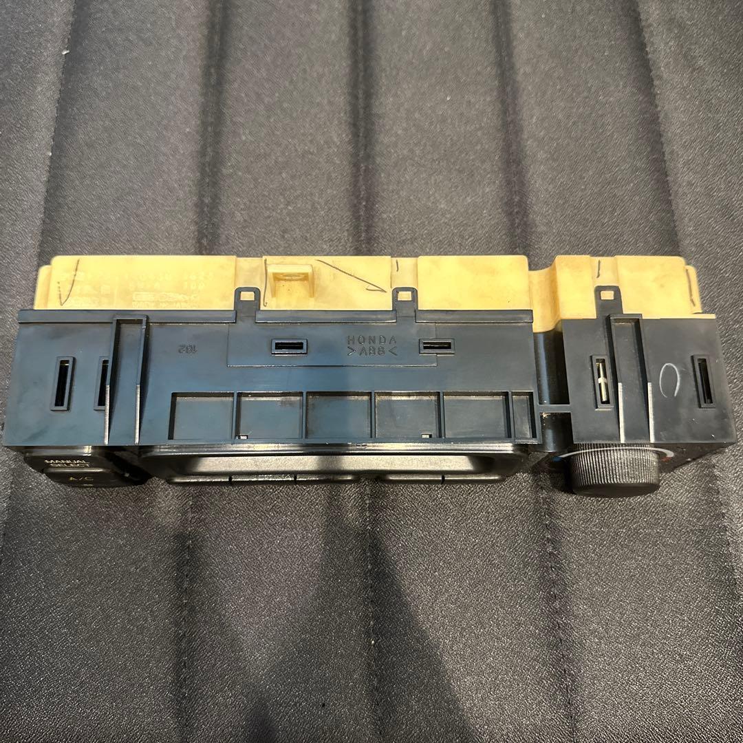 アコードワゴン CE1 CF2 CD3 CD4 CD5 CD6 エアコンパネル - メルカリ