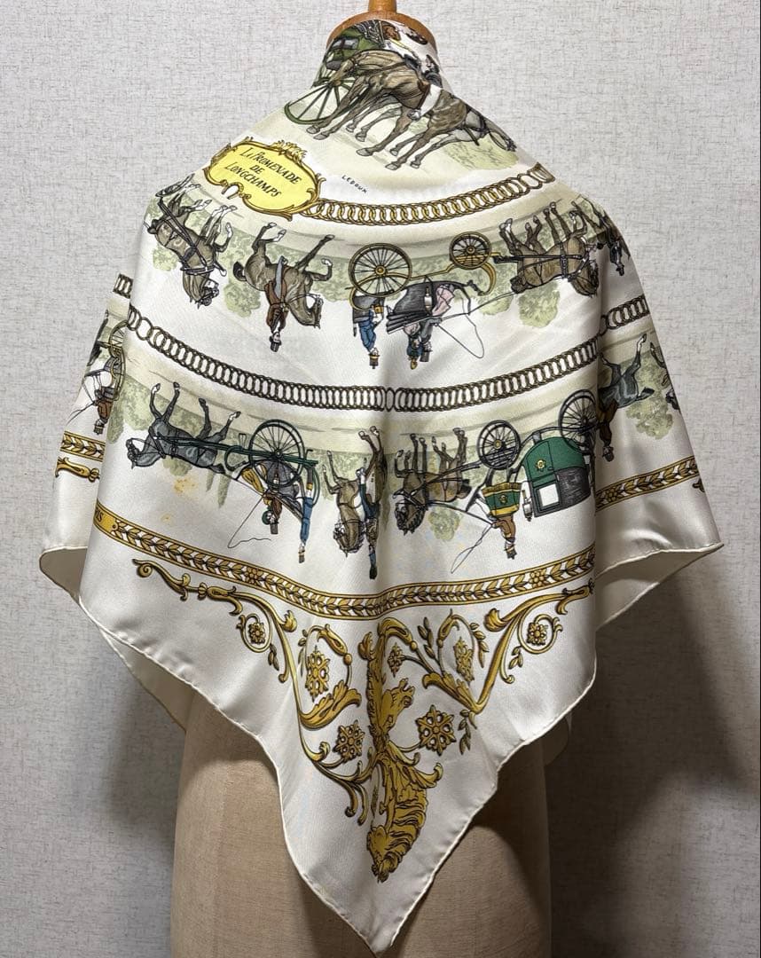 HERMES 大判スカーフ　USED