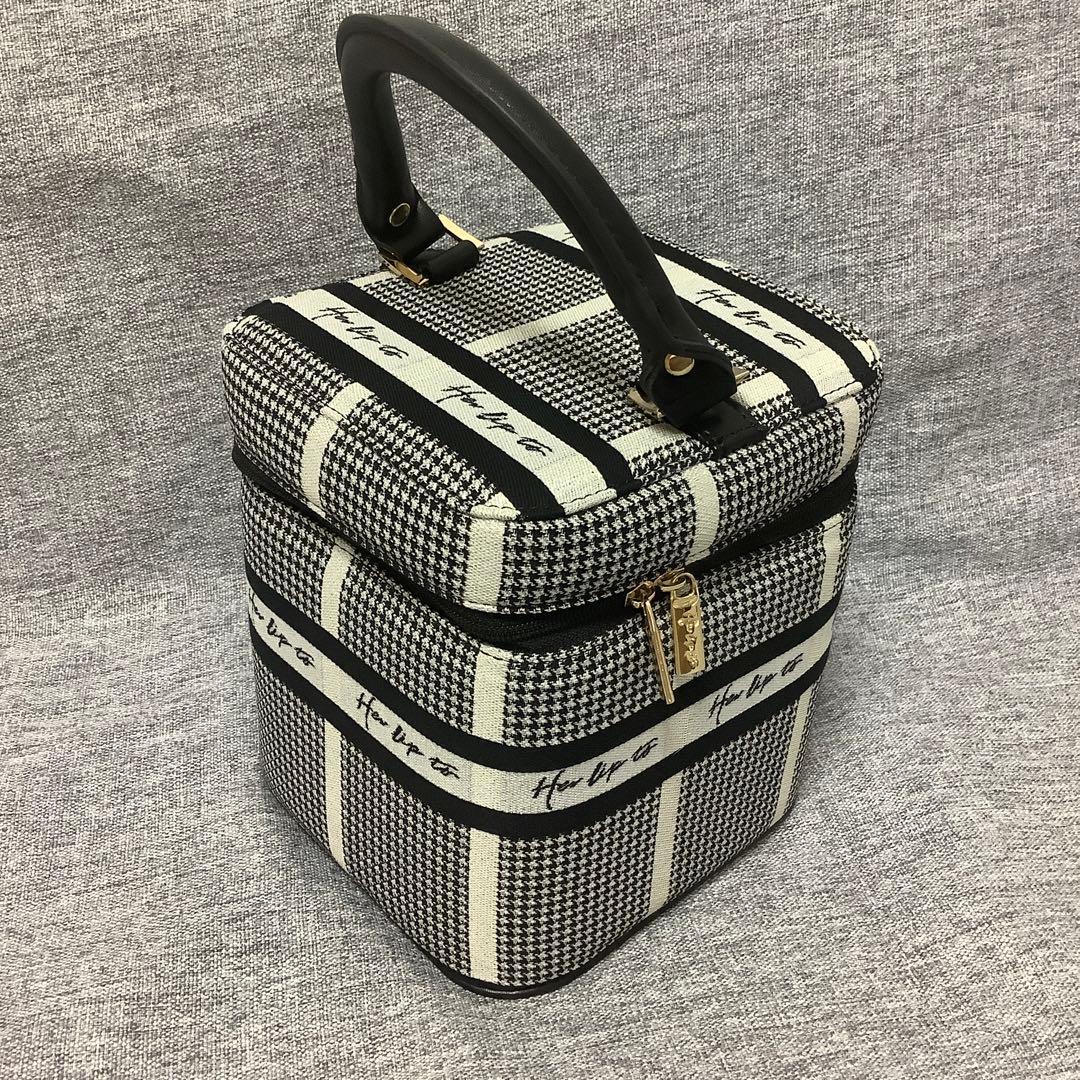 Her lip to バニティバッグ シルバー すぐ発送チャームなし - メルカリ