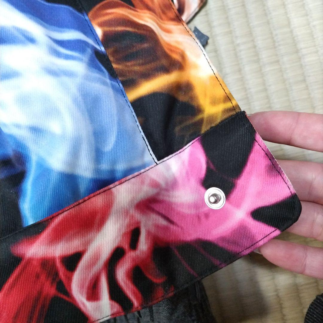 ヨネックス　スノーボードウェア　O カラフル 宇宙柄 ハデ 目立つ 個性的